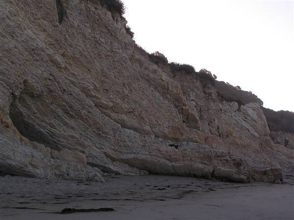 El Capitan State Beach (SB) (7/13/2009 - Credits: "P7120480.JPG" by Jason Holmberg (CC BY-NC 2.0)[https://creativecommons.org/licenses/by-nc/2.0/legalcode] https://www.flickr.com/photos/jasonholmberg/)