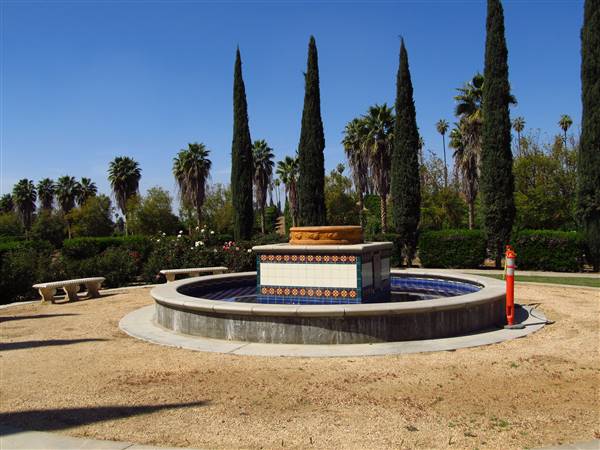 California Citrus State Historic Park (SHP) (3/24/2013 - Credits: "California Citrus State Historic Park" by Flickr User: Jasperdo (CC BY-NC-ND 2.0)[https://creativecommons.org/licenses/by-nc-nd/2.0/legalcode]https://www.flickr.com/photos/mytravelphotos/)
