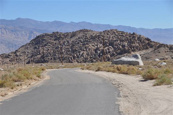 Alabama Hills - Bureau of Land Management / BLM - Bishop Field Office (11/15/2016 - Credits: Photo courtesy of Robin Citrin)
