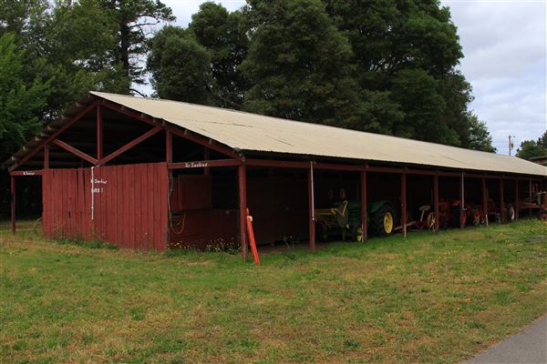 Mendocino County Fair and Apple Show - Stables (between arena & livestock buildings) (5/31/2018 - Credits: Kellen Lim)