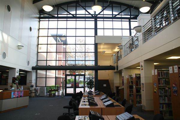 Burbank High School - BUSD (6/1/2019 - Credits: LocoScout)
