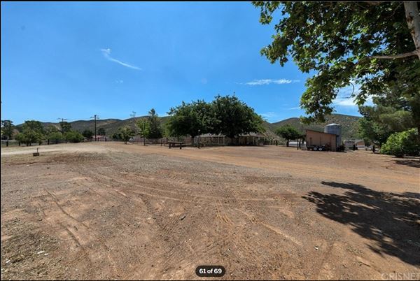 Rozich Road Ranch - 33855 Rozich Rd - Agua Dulce (6/18/2020 - Credits: https://www.redfin.com/CA/Santa-Clarita/33855-Rozich-Rd-91390/home/6365201)