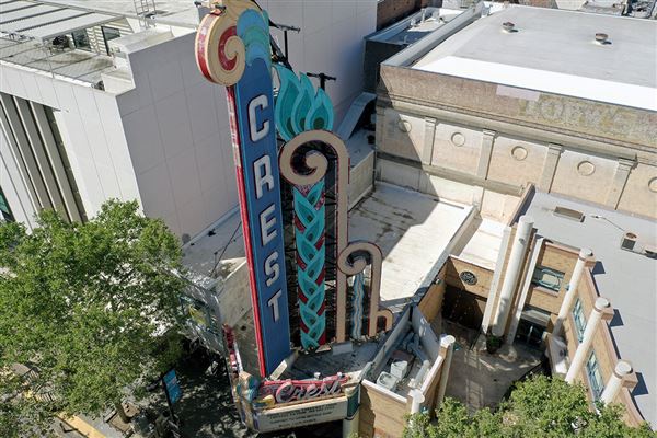Crest Theater, Sacramento (4/28/2020)