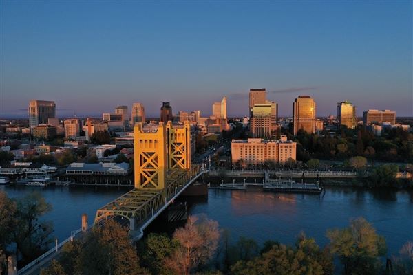 Downtown Sacramento (4/7/2020)