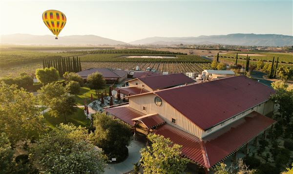 Wiens Cellars (6/1/2023 - Credits: Wesly Video, David Rey, Ashley Bee)