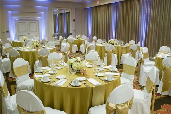 Airtel Plaza Hotel and Conference Center - Gulfstream (11/16/2011 - Credits: Jennifer Pochedly)