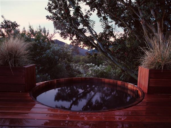 Elsewhere Topanga - THE GATEHOUSE (1/24/2020 - Credits: Margaret Mentaberry)