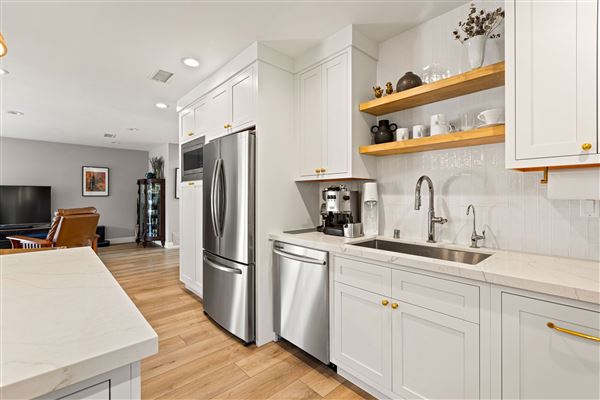 Modern kitchen and dream family room (5/26/2024 - Credits: Lonnie Silberling)