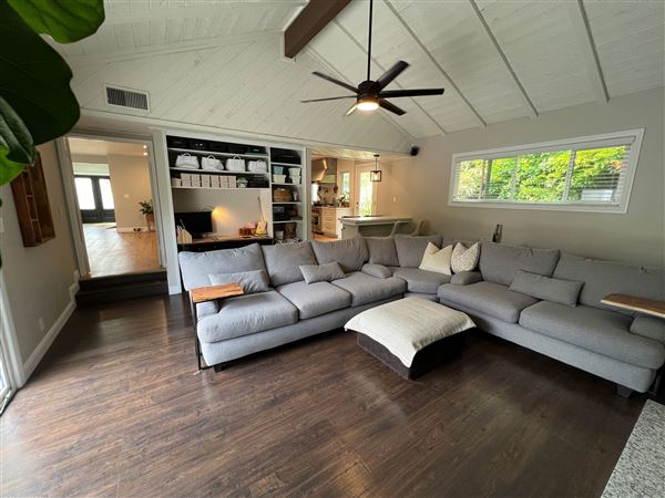 Modern kitchen and dream family room (5/26/2024 - Credits: Lonnie Silberling)