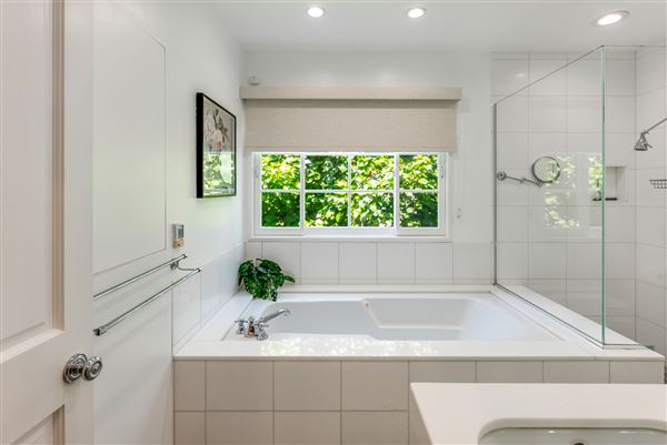 Experience Timeless Elegance: Fully Furnished Home in Beverly Hills Post Office (6/10/2024 - Credits: Michael Barian)
