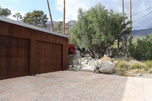 Frederick Loewe Estate (8/13/2024 - Credits: Thies Lemke - Locations Unlimited)