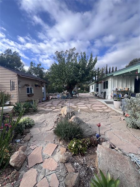 Swan Casa (9/19/2024 - Credits: Robin Swan)