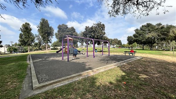 Edward Vincent Park - Playgrounds (10/17/2024 - Credits: Brandy Davis)