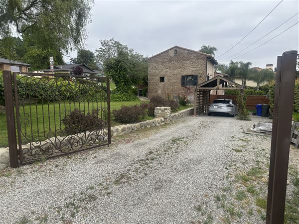 ITALIAN VILLA FARMHOUSE ca. 1930 (12/5/2024 - Credits: submitted by: Gretchen Lynn Spence)