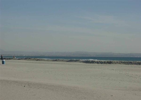 Coronado City Beach (9/22/2006 - Credits: San Diego Film Commision)