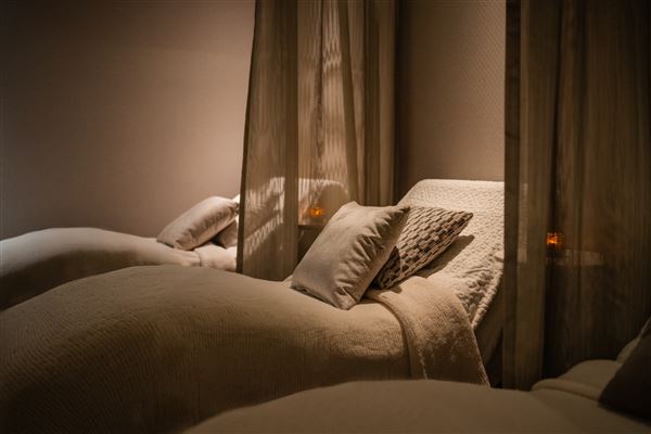 Beverly Wilshire, Beverly Hills, A Four Seasons Hotel (4/4/2025 - Credits: submitted by: Kiersten Dunn)
