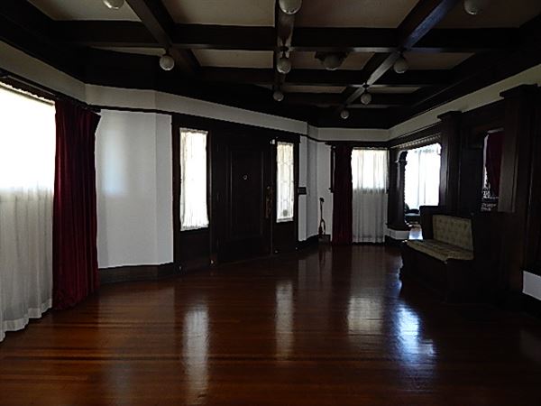Victorian Mansion (2/4/2025 - Credits: Dave Mortell)