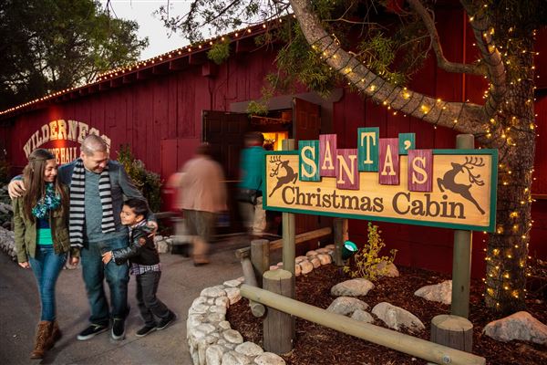 Knott's Berry Farm & Knott's California Marketplace - Christmas at Knott's (5/15/2025 - Credits: Six Flags Entertainment Corporation)