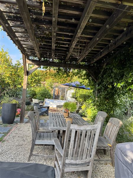 Classic California Charm in Santa Barbara (6/5/2025 - Credits: Jennifer Hamilton)