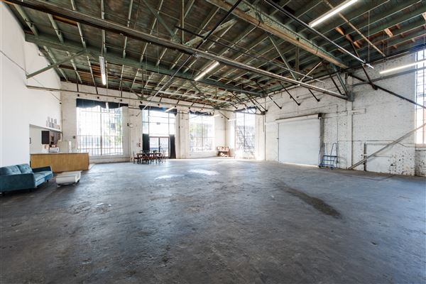 Studios 60 North Stage (6/10/2025 - Credits: submitted by: Nathan Enayati)