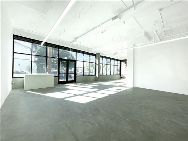 5103 W Adams Blvd (8/9/2025 - Credits: Good Mother Gallery)