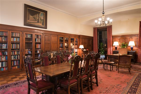 Ebell of Los Angeles, The (8/16/2025 - Credits: submitted by: Dakota  Fitzsimmons)