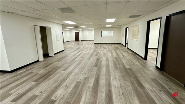 Grimco Owensmouth - Office Warehouse Building - VACANT (9/8/2025 - Credits: submitted by: Joseph Grinbaum / updated 7.15.2021 lm)
