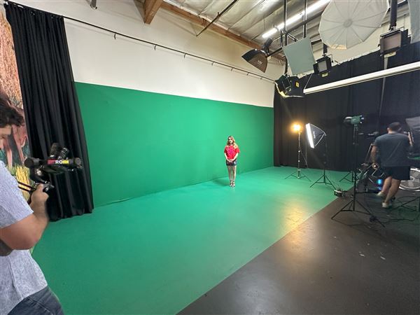 Brightlight Studio (9/12/2025)