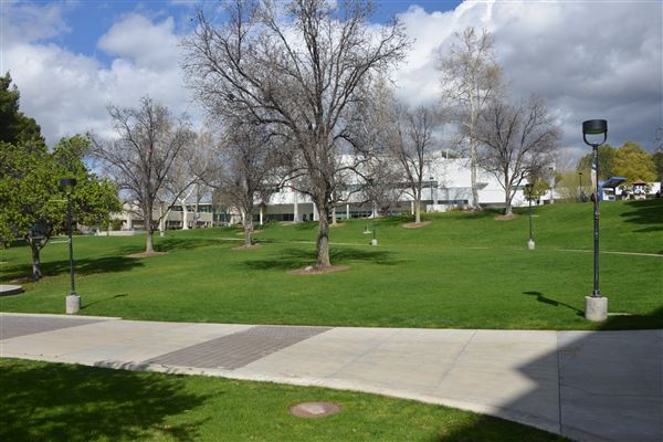 College of the Canyons - Quad (3/21/2019 - Credits: Leo Fialho)