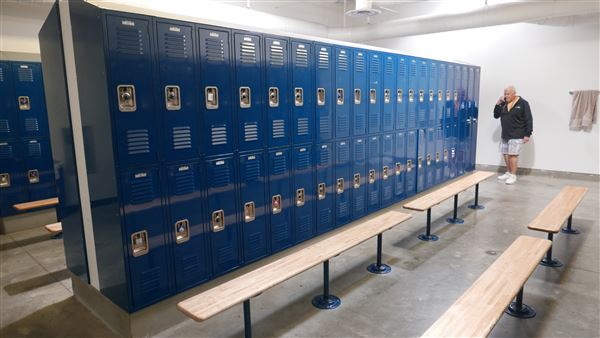 College of the Canyons - Locker Rooms (3/28/2015 - Credits: Leo Fialho)