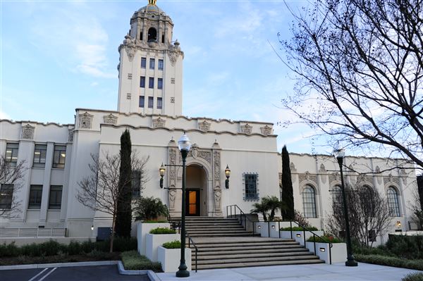 Beverly Hills City Hall (3/14/2013 - Credits: Leo Fialho)