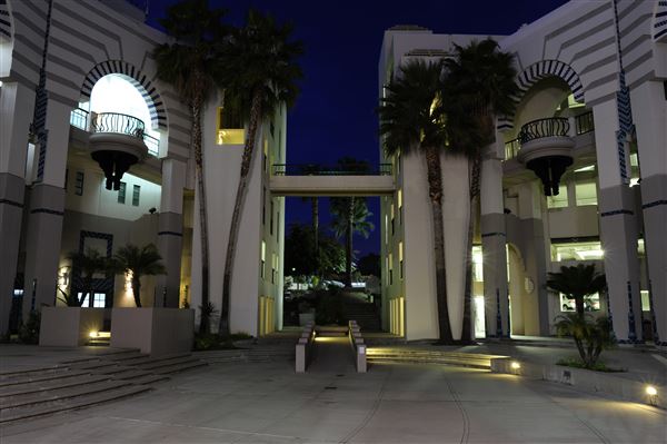 Beverly Hills City Hall (3/14/2013 - Credits: Leo Fialho)