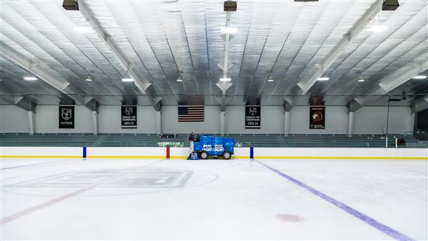 LA Kings Ice Burbank (Pickwick) (10/21/2025 - Credits: submitted by: Ben Blandford)