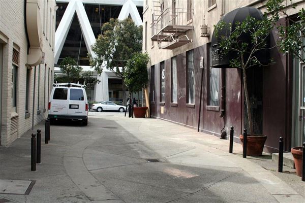 Hotaling St. (10/24/2025 - Credits: San Francisco City & County Film Commission)