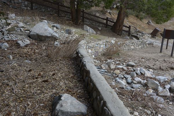 Crystal Lake Recreation Area / Campground - Angeles National Forest (1/30/2015 - Credits: Leo Fialho)