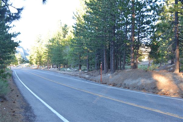 Angeles Crest Highway - SR2 - MM 61.80 - 60.0 Eagle's Roost (Outside TMZ) (7/28/2017 - Credits: Leo Fialho)