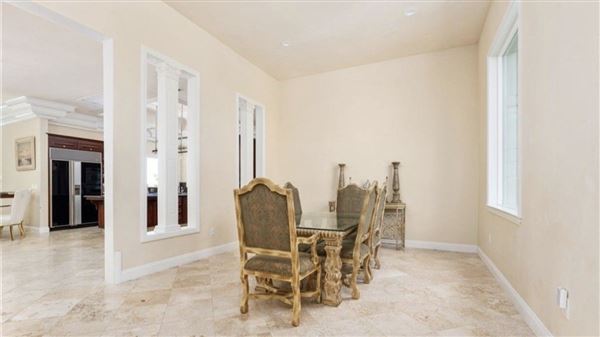 Single family property (12/3/2025 - Credits: submitted by: Artur  Harutyunyan)