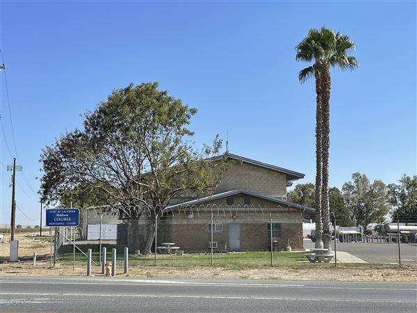 City of Coalinga - Caltrans Maintenance Yard (10/15/2022 - Credits: Public Doman (https://www.flickr.com/photos/sarahvain/))