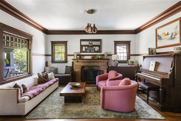 Meticulously Restored 1911 Craftsman (2/26/2026 7:13:33 PM - Credits: Charmaine David)