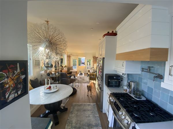 Chic Laguna Cottage (3/15/2026 - Credits: Susan Willig)