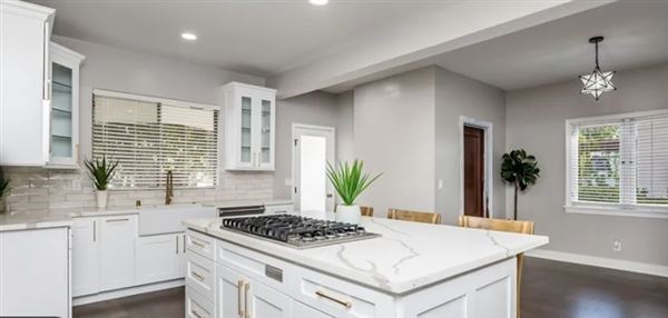 Spanish Revival Estate (4/2/2022 - Credits: Garfield Smith)