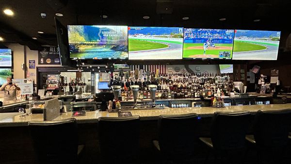 CJ's Sports Grill & Turf Club at Econo Lodge & Lake Elsinore Casino (3/29/2026 - Credits: Brandy Davis)