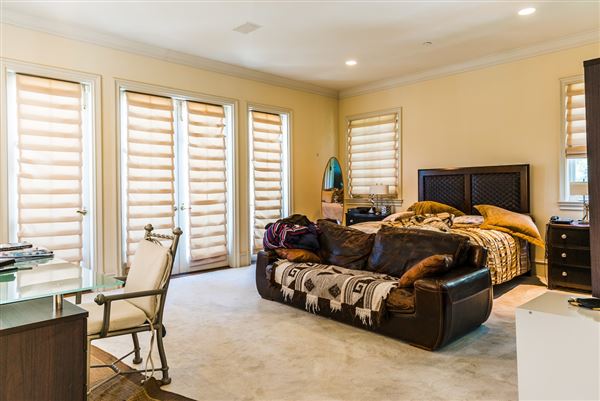 Cinematic LA Estate W/Gardens, Pool & Grand Stairs (4/5/2025 - Credits: Elegant Textiles, Inc.)