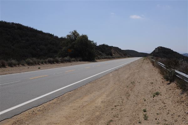 Lake Hughes Road - Castaic (3/13/2012 - Credits: Leo Fialho)