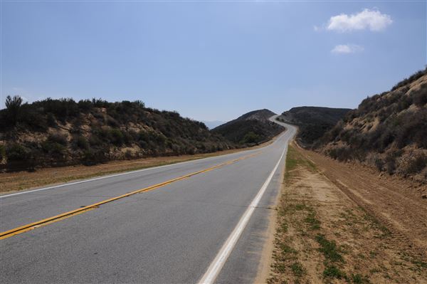 Lake Hughes Road - Castaic (3/13/2012 - Credits: Leo Fialho)