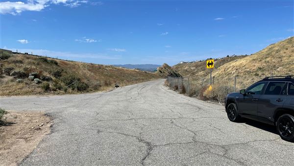 Valley Canyon Rd at Stonecrest Rd (9/9/2023 - Credits: Leo Fialho)