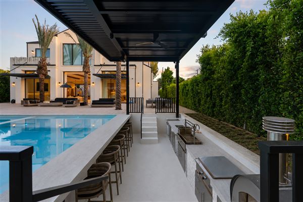Woodland Hills Designer Estate
