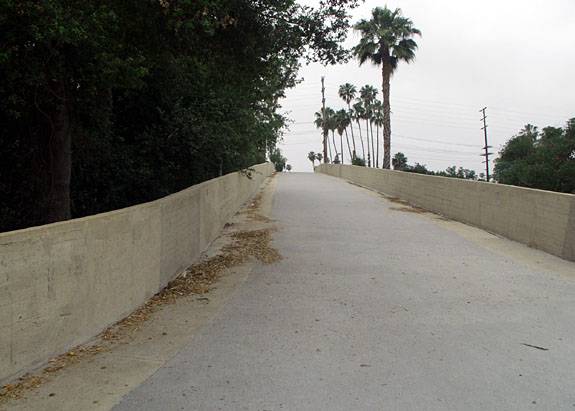 Oaklawn Bridge (12/31/2003)