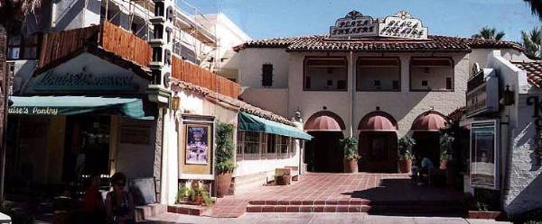 Plaza Theater - UNDER RENOVATION (12/31/2003)