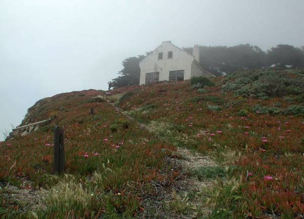 Point Conception Lighthouse (12/31/2003)